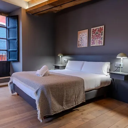 Hotel Barrio Humedo By Gaiarooms *