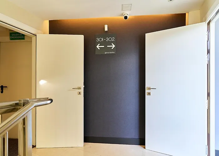 Barrio Humedo By Gaiarooms *